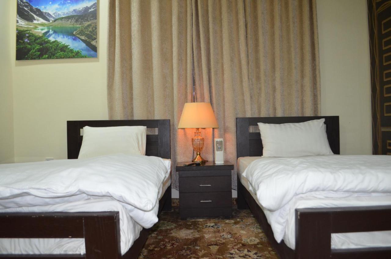 Starlit Hotel - Gilgit Exterior foto