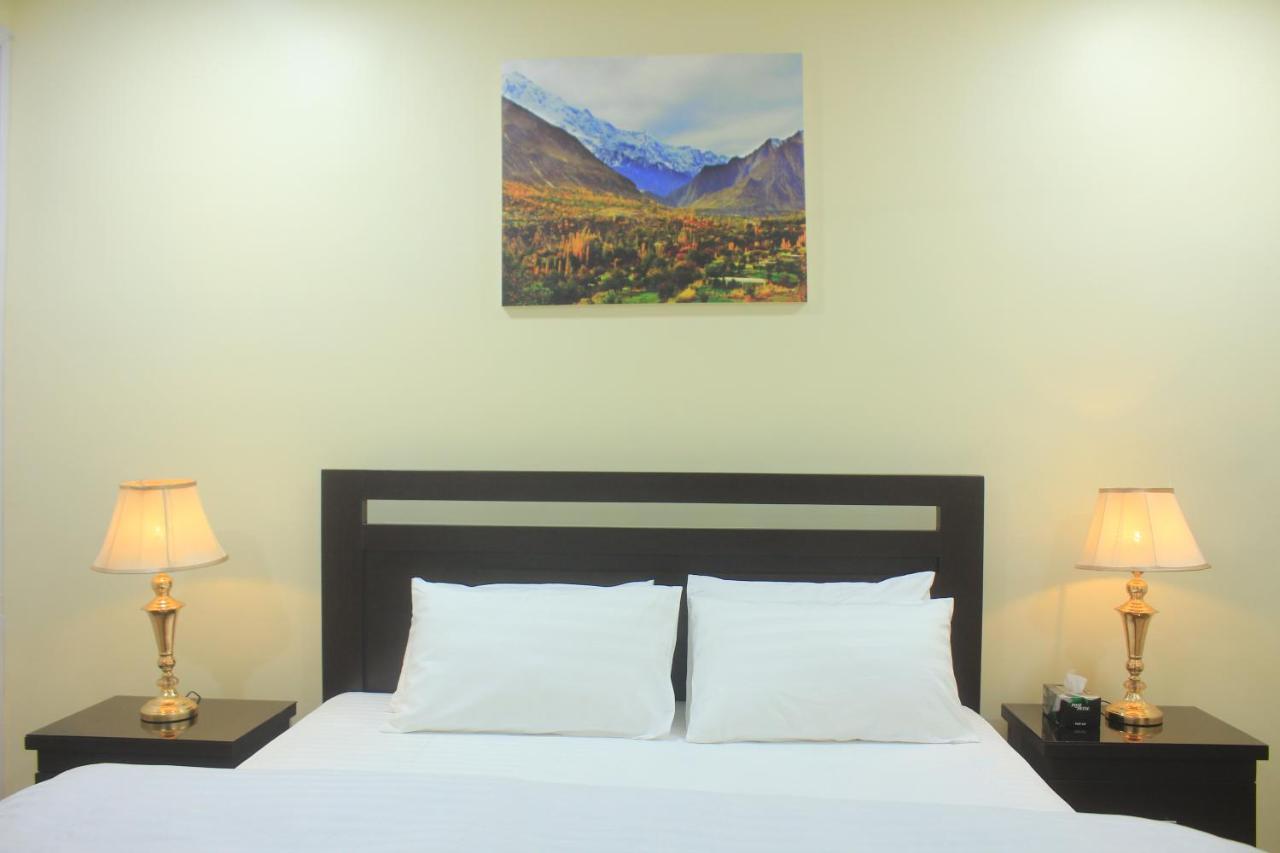 Starlit Hotel - Gilgit Exterior foto